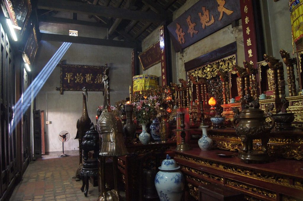 Giữ gìn nếp nhà: điều còn lại sau tất cả